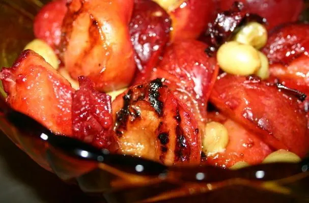 Prugne Grigliate con Glassa al Miele e Balsamico