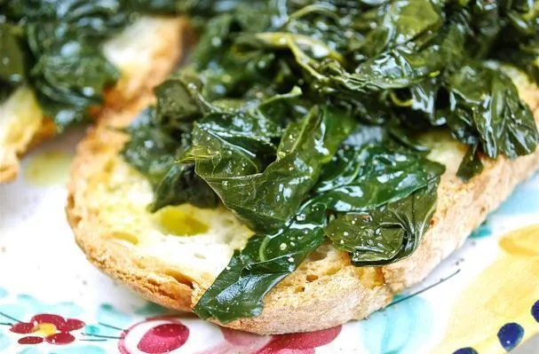Bruschetta al cavolo nero