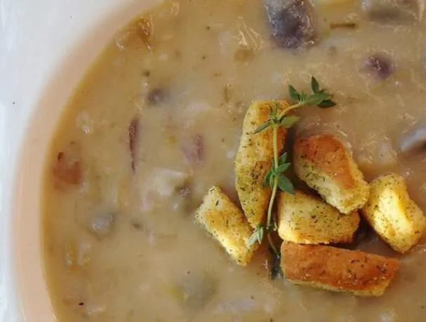 Zuppa di pancetta e patate, senza glutine e latticini