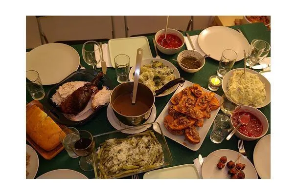 Condimento all'insalata con pancetta