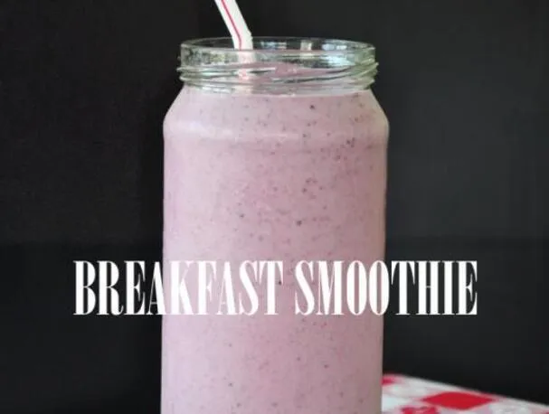 Frullato per la colazione con 4 ingredienti