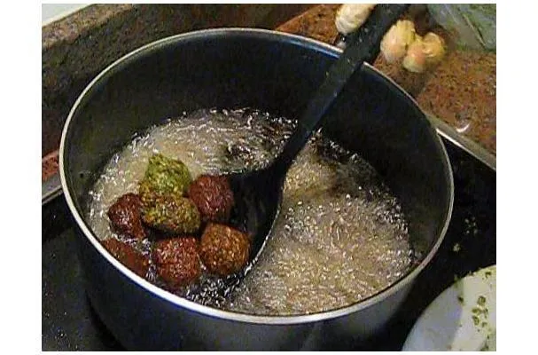 Falafel mediorientali