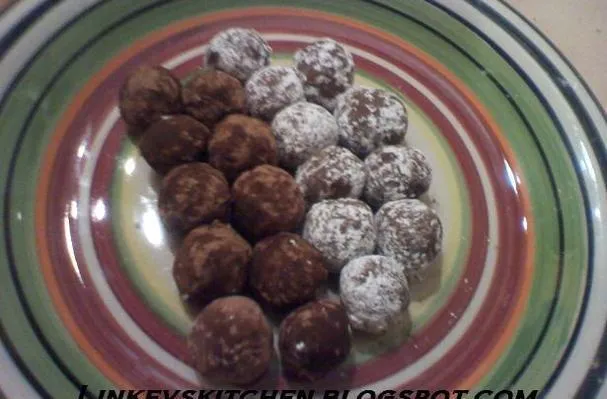 Palline al cioccolato e burro di arachidi senza cottura