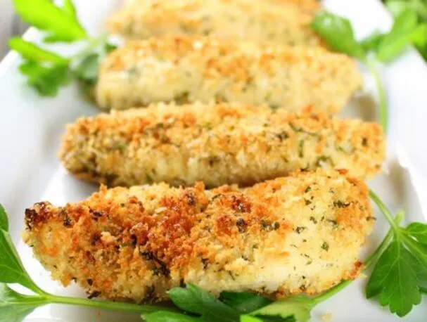 Strisce di pollo al forno al parmigiano