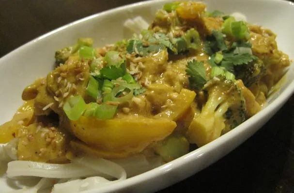 Curry di arachidi con tempeh