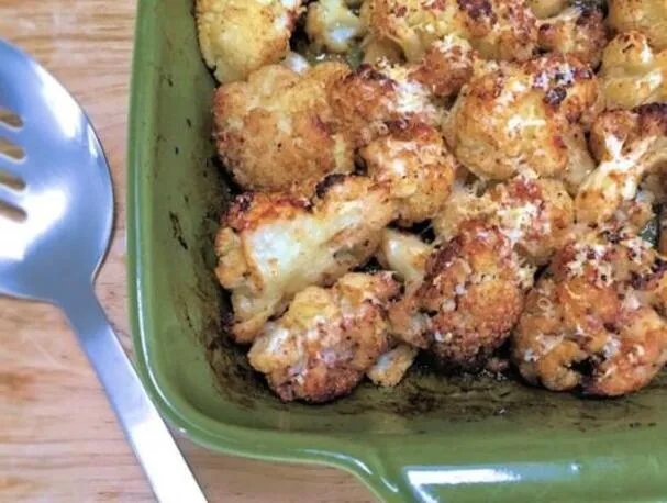 Cavolfiore arrosto con condimento togarashi