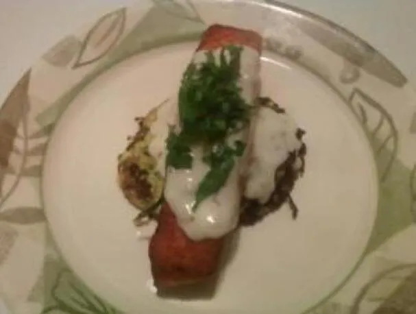 Frittelle di salmone e zucchine al formaggio