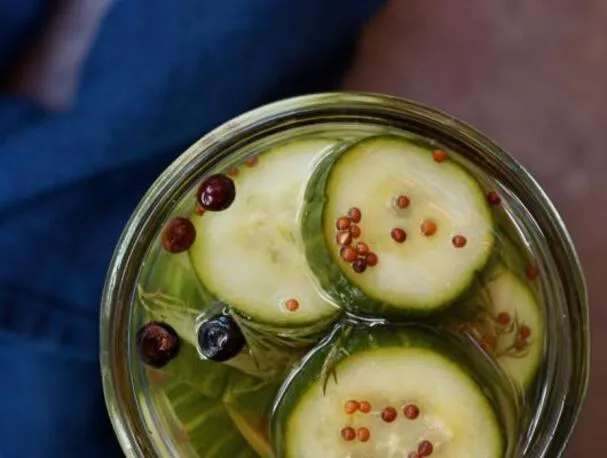 Cetrioli sottaceto scandinavi