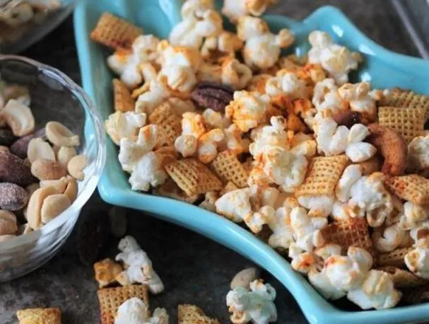 Skinny Smoked Popcorn Party Mix