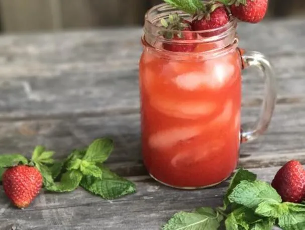 Sour al tequila alle fragole e al balsamico