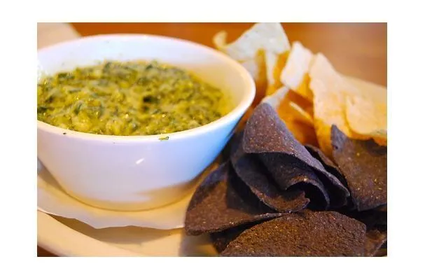 Salsa di carciofi calda