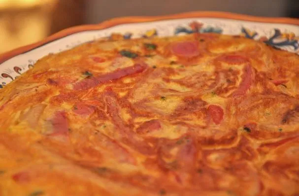 Frittata di zucchine e peperoni rossi